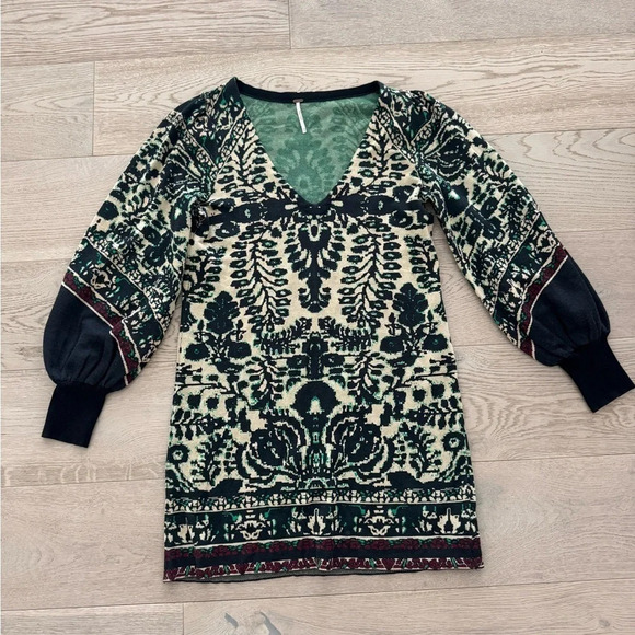 Free People Music and Lyrics Knit Sweater Mini Dress size medium - Picture 6 of 12